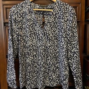 Like new leopard print banana republic blouse